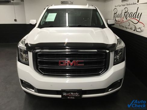 Used 2017 GMC Yukon SLT image 4