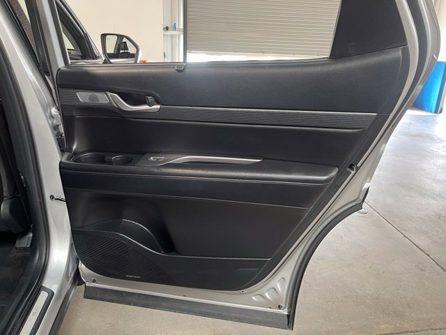 Used 2025 Hyundai Palisade Limited FWD image 15