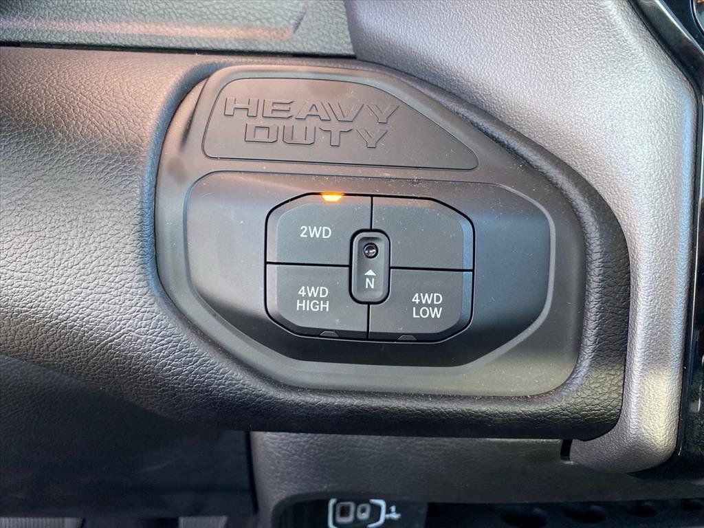 Used 2026 RAM 2500 Big Horn AWD/4WD image 12