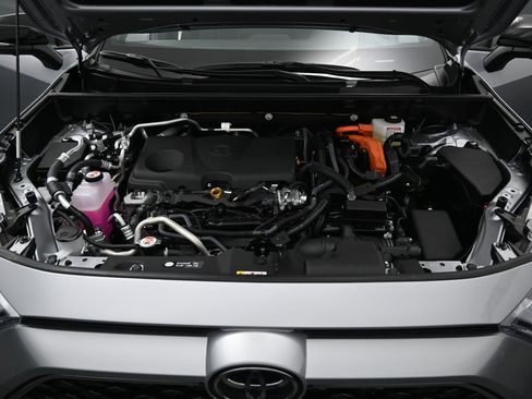 Certified 2025 Toyota RAV4 XSE image 42