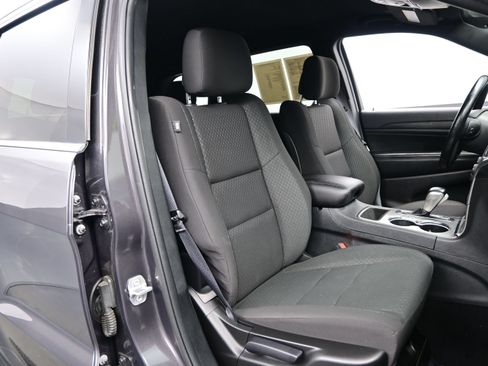 Used 2021 Jeep Grand Cherokee Laredo w/ Security & Convenience Group AWD/4WD image 13