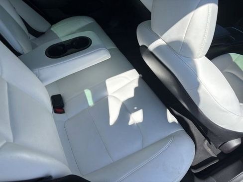 Used 2021 Tesla Model 3 Standard Range Plus image 32