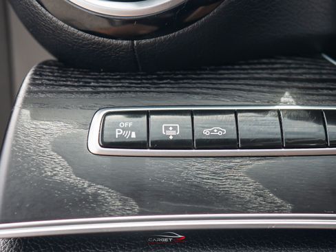 Used 2018 Mercedes-Benz E 43 AMG 4MATIC Sedan image 35