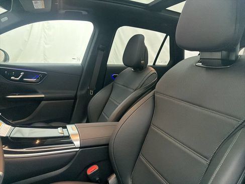 Used 2026 Mercedes-Benz GLC 300 image 13