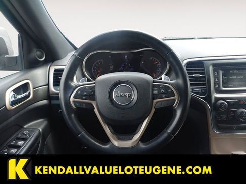 Used 2015 Jeep Grand Cherokee Laredo AWD/4WD image 12