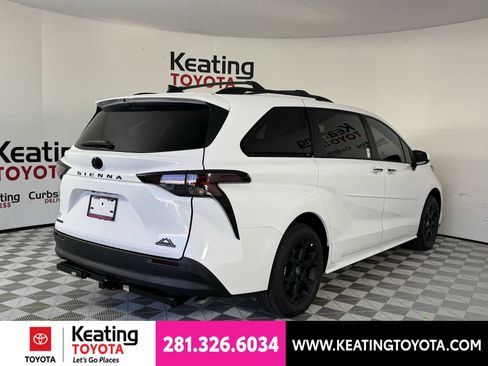 New 2026 Toyota Sienna XLE Woodland Edition AWD/4WD image 14