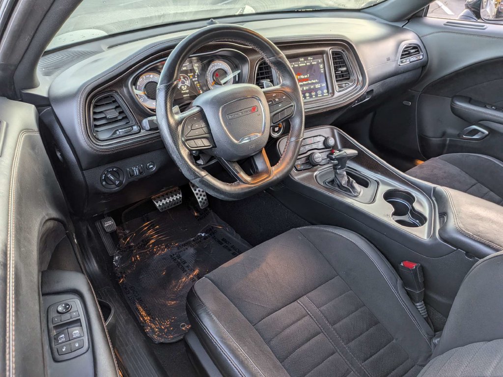 Used 2020 Dodge Challenger R/T RWD image 13