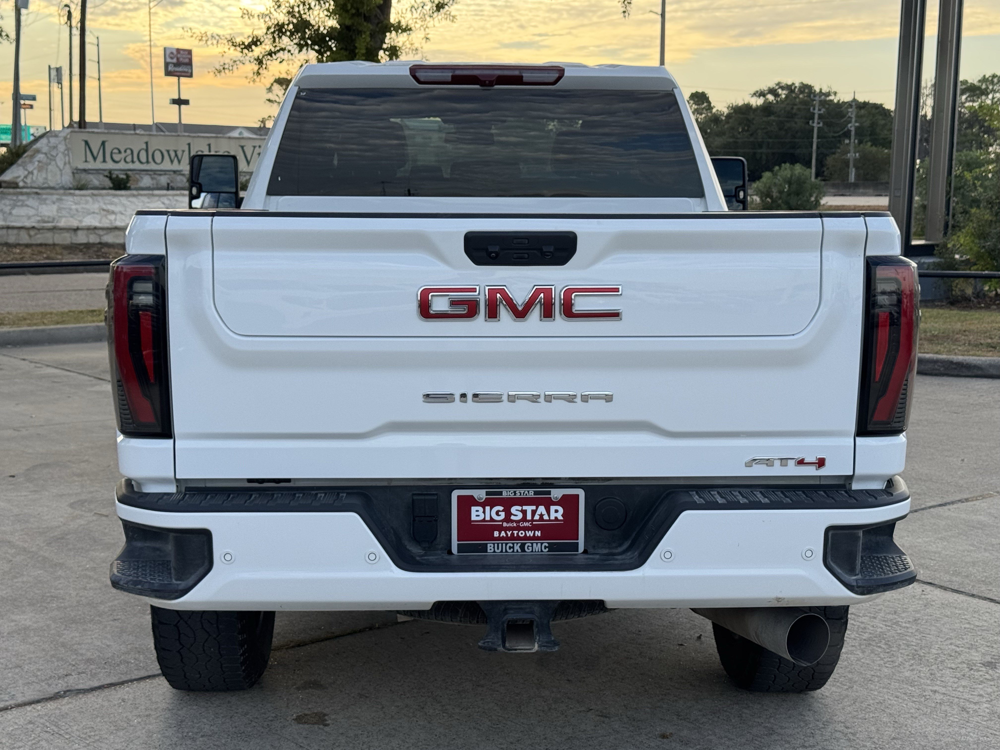 Used 2026 GMC Sierra 2500 AT4 AWD/4WD image 6