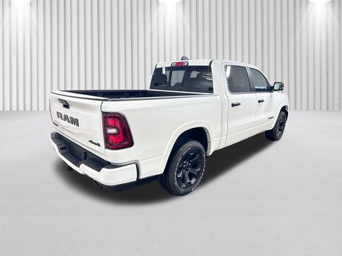 New 2026 RAM 1500 4x4 Crew Cab image 5
