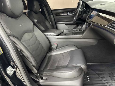 Used 2018 Cadillac CT6 Luxury image 26