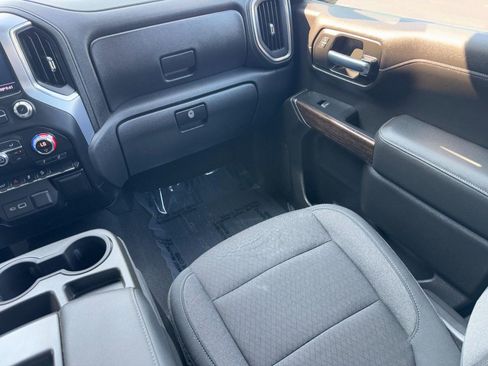 Used 2020 GMC Sierra 1500 Elevation w/ Elevation Value Package AWD/4WD image 18