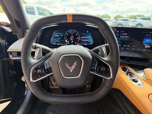 Used 2024 Chevrolet Corvette Stingray Preferred Cpe w/ Z51 Performance Package RWD image 18