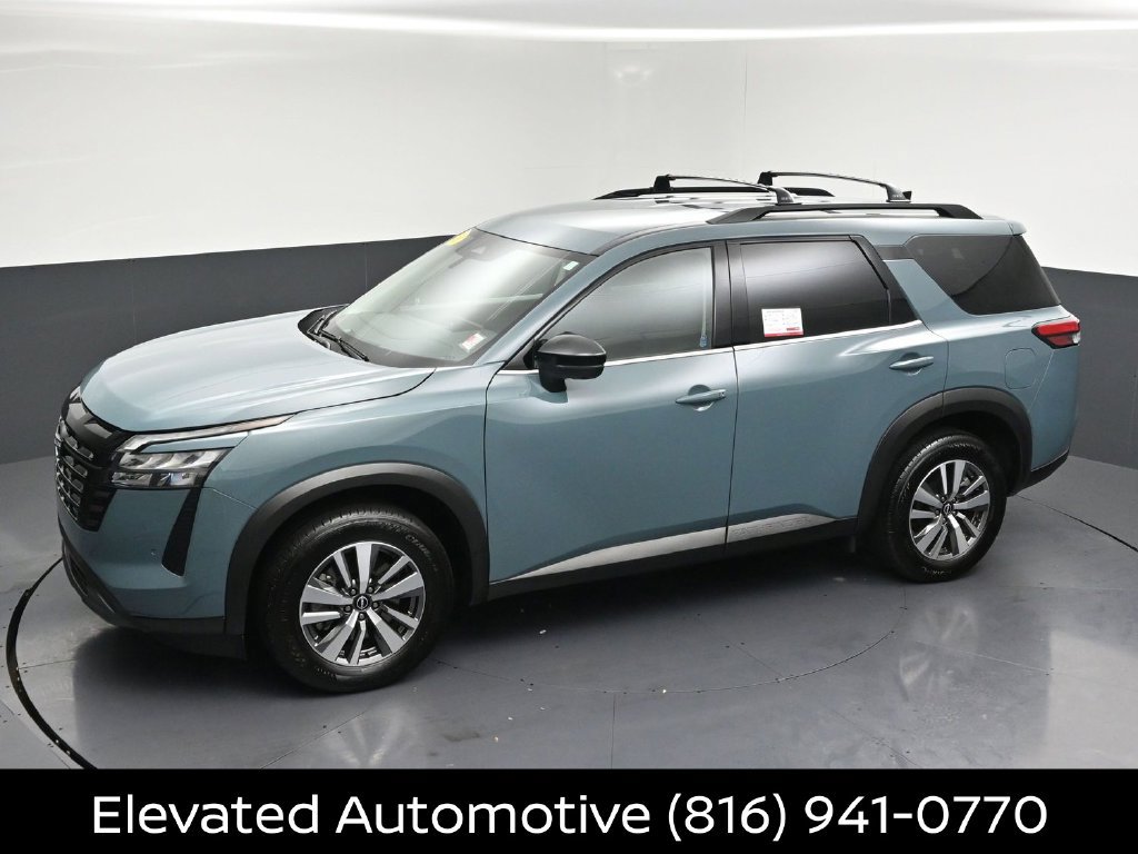 Certified 2026 Nissan Pathfinder SL AWD/4WD image 26