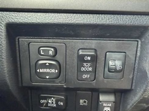 Used 2020 Toyota Tundra SR5 w/ TRD Sport Package AWD/4WD image 21