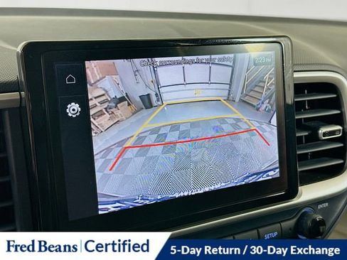 Certified 2023 Hyundai Venue Limited w/ Cargo Package FWD image 16