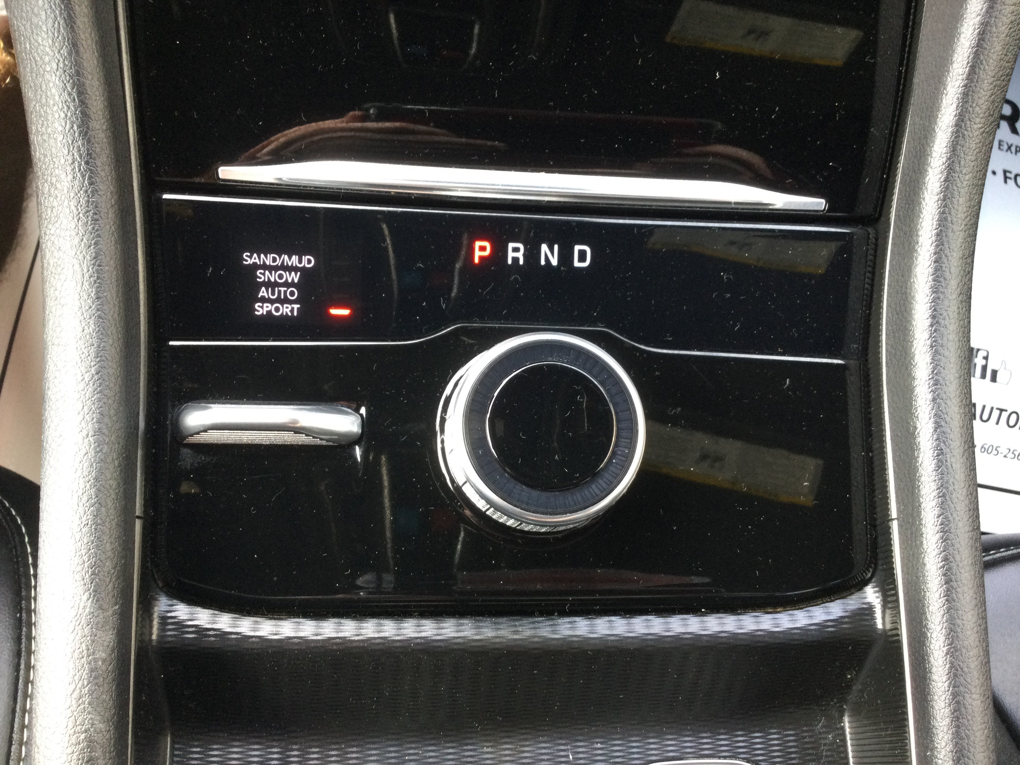Used 2024 Jeep Grand Cherokee L Limited AWD/4WD image 16