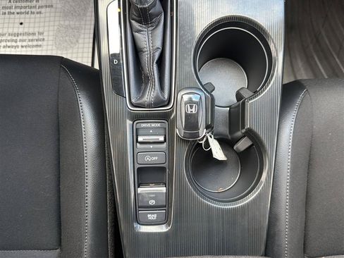 Used 2024 Honda Civic Sport image 18