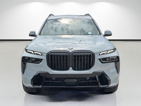 New 2027 BMW X7 xDrive40i w/ M Sport Package AWD/4WD image 8