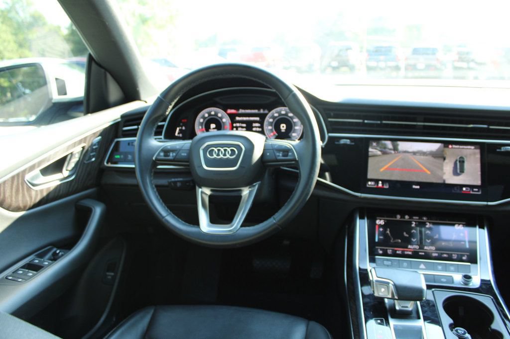 Used 2021 Audi Q8 Premium Plus AWD/4WD image 17