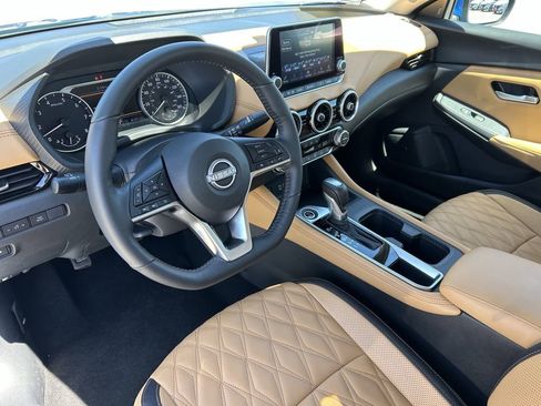 New 2024 Nissan Sentra SV w/ SV Premium Package image 16