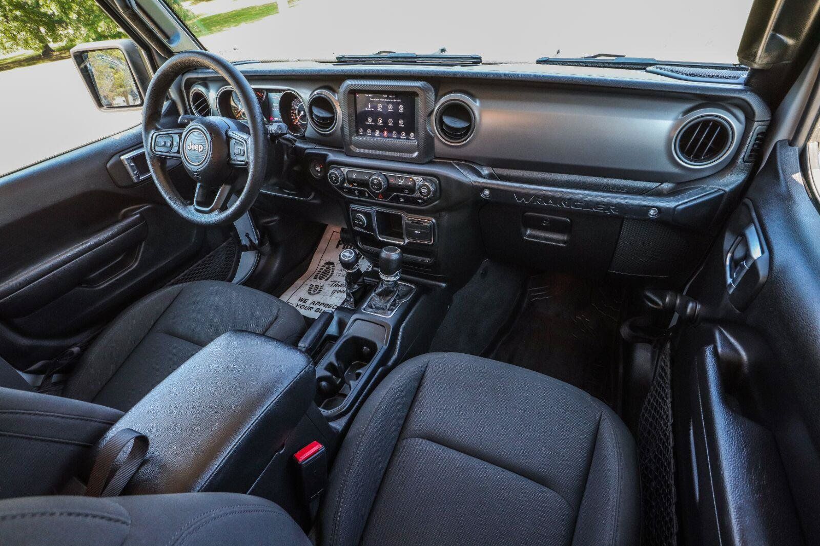 Used 2023 Jeep Wrangler Sport AWD/4WD image 32