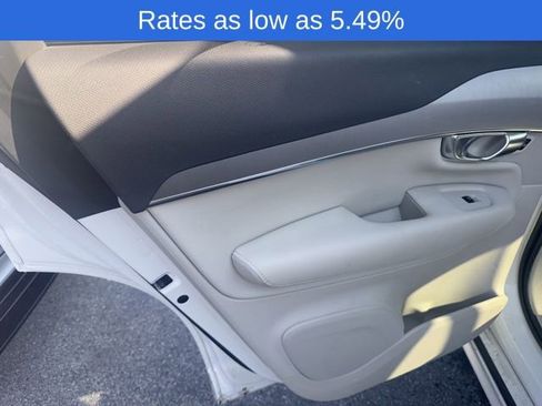 Certified 2023 Volvo XC90 B5 Core w/ Protection Package Premier image 18