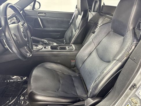 Used 2015 MAZDA MX-5 Miata Grand Touring w/ Premium Package RWD image 2