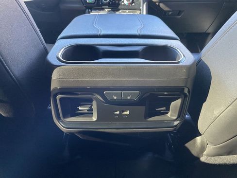 Used 2024 GMC Sierra 1500 AT4 w/ Technology Package image 27