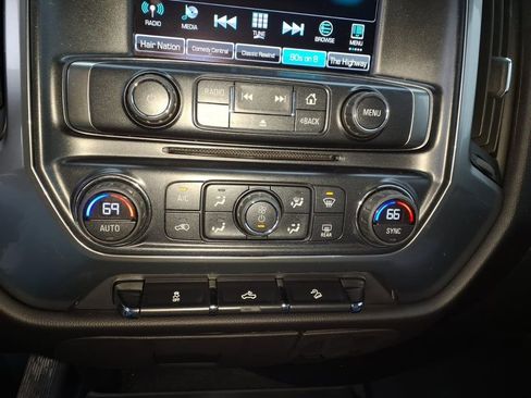 Used 2016 Chevrolet Silverado 1500 LT w/ All Star Edition image 19