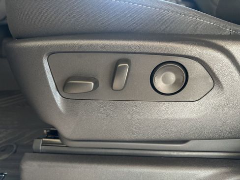 New 2026 Chevrolet Silverado 1500 Custom Trail Boss w/ Turbomax Blackout Package image 16