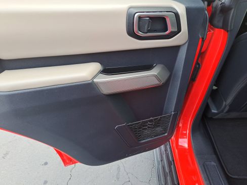 Used 2021 Ford Bronco Wildtrak image 10