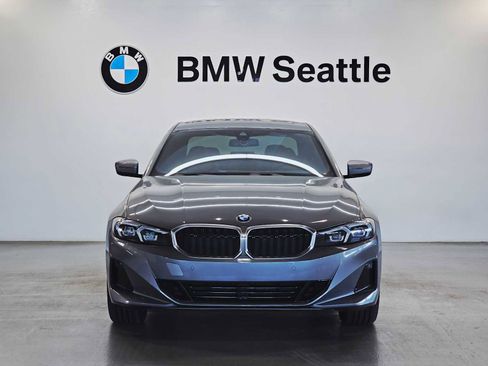 Used 2023 BMW 330i xDrive Sedan w/ Premium Package image 6