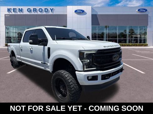 Used 2019 Ford F250 XLT w/ XLT Value Package AWD/4WD image 1