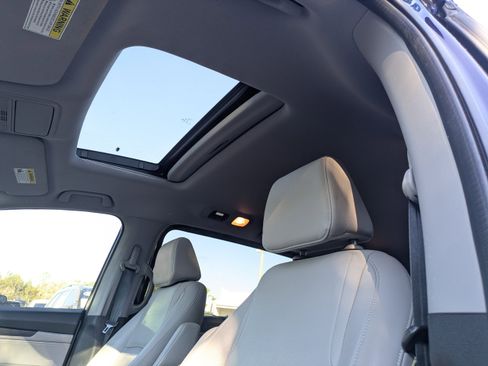 Used 2020 Honda Odyssey EX-L image 4