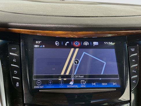 Used 2017 Cadillac Escalade Luxury RWD image 21