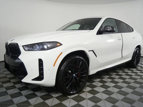 New 2026 BMW X6 xDrive40i w/ Executive Package image 8