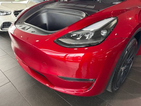 Used 2024 Tesla Model Y Long Range image 28