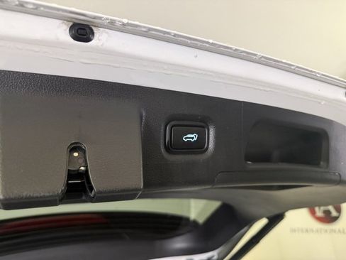 Certified 2022 Hyundai Santa Fe Calligraphy image 40