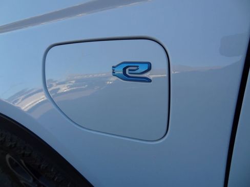 Used 2024 Jeep Grand Cherokee Trailhawk w/ Advanced Protech Group II image 16