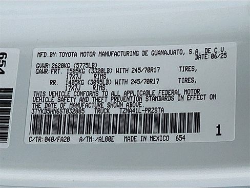 Used 2025 Toyota Tacoma SR image 27