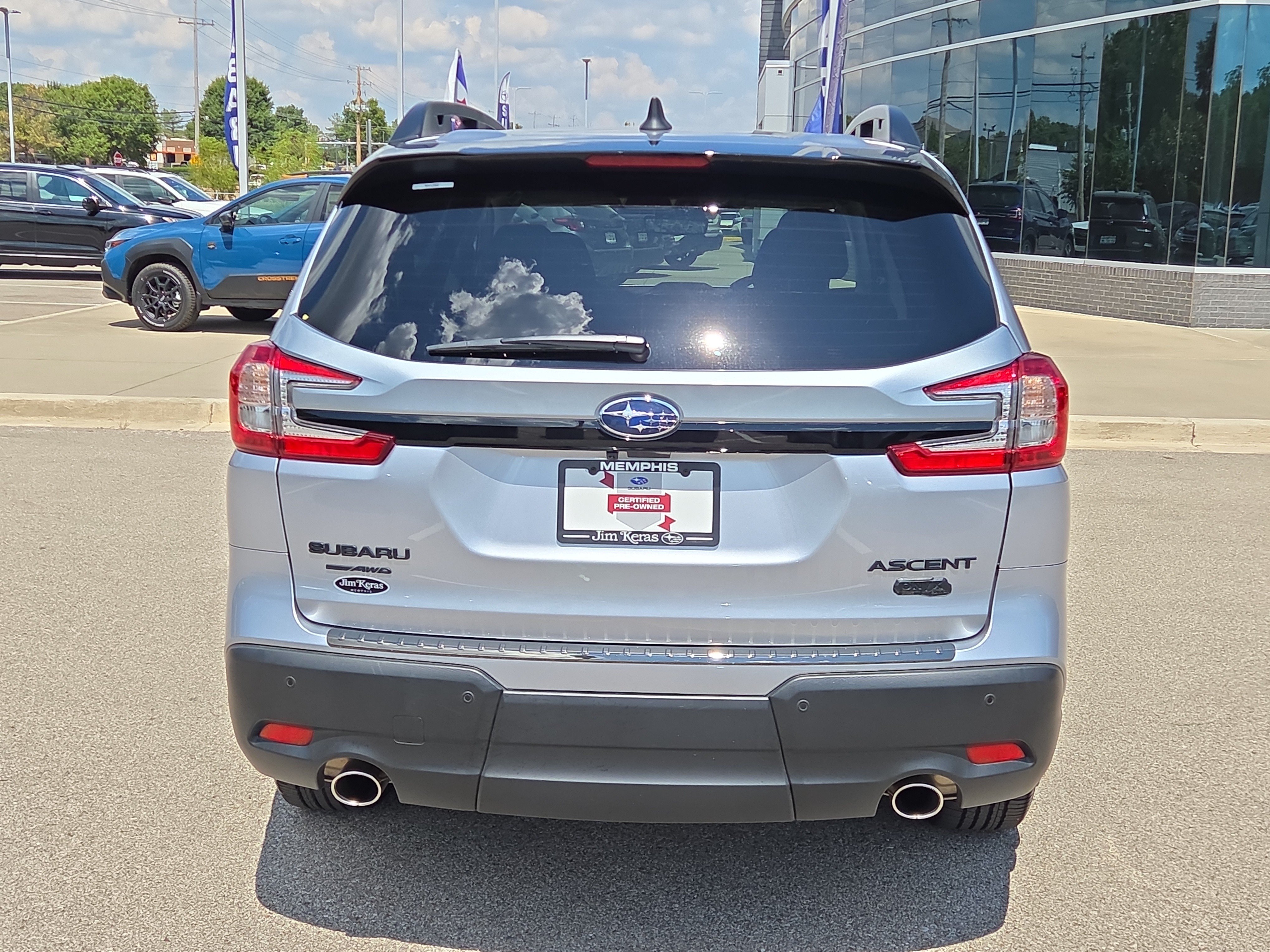 Certified 2025 Subaru Ascent Bronze Edition w/ Onyx Package AWD/4WD image 4