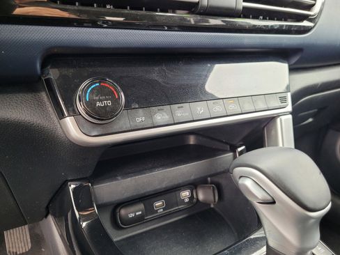 Used 2022 Kia Seltos S image 18