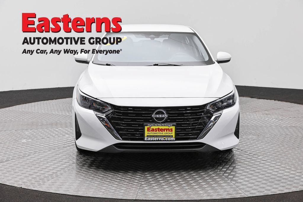 Used 2024 Nissan Sentra S FWD image 2