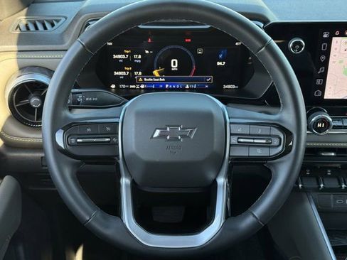 Used 2024 Chevrolet Colorado ZR2 image 13