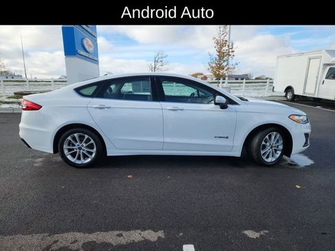 Used 2019 Ford Fusion SE image 10