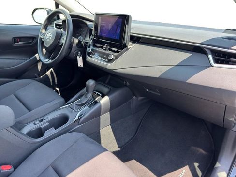 Used 2024 Toyota Corolla LE FWD image 11