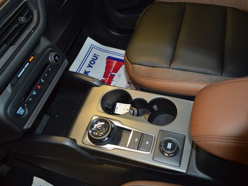 Used 2025 Ford Bronco Sport Outer Banks w/ Outer Banks Tech Package+ image 20