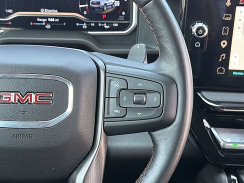 Used 2022 GMC Sierra 1500 AT4 w/ AT4 Premium Package AWD/4WD image 14