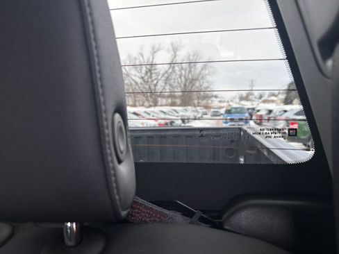 Used 2024 Chevrolet Silverado 1500 LT Trail Boss w/ Convenience Package II image 38