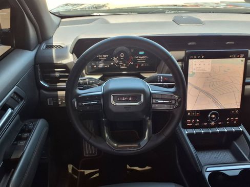Used 2026 GMC Terrain AT4 AWD/4WD image 18